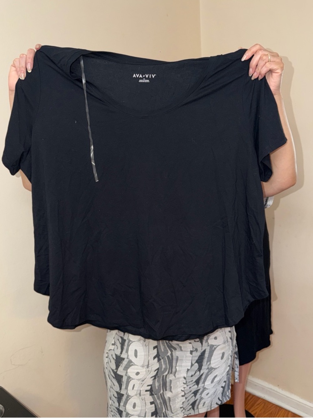 Ava & Viv Black Short Sleeve Scoop Neck Tee